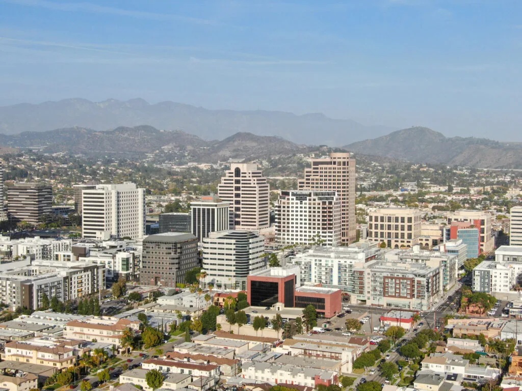 Retail and Restaurant Chain Roofing in Glendale, CA