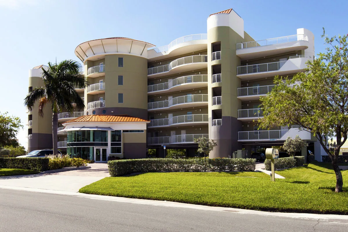 Commercial Roofing for Hospitality Groups in Glendale, CA