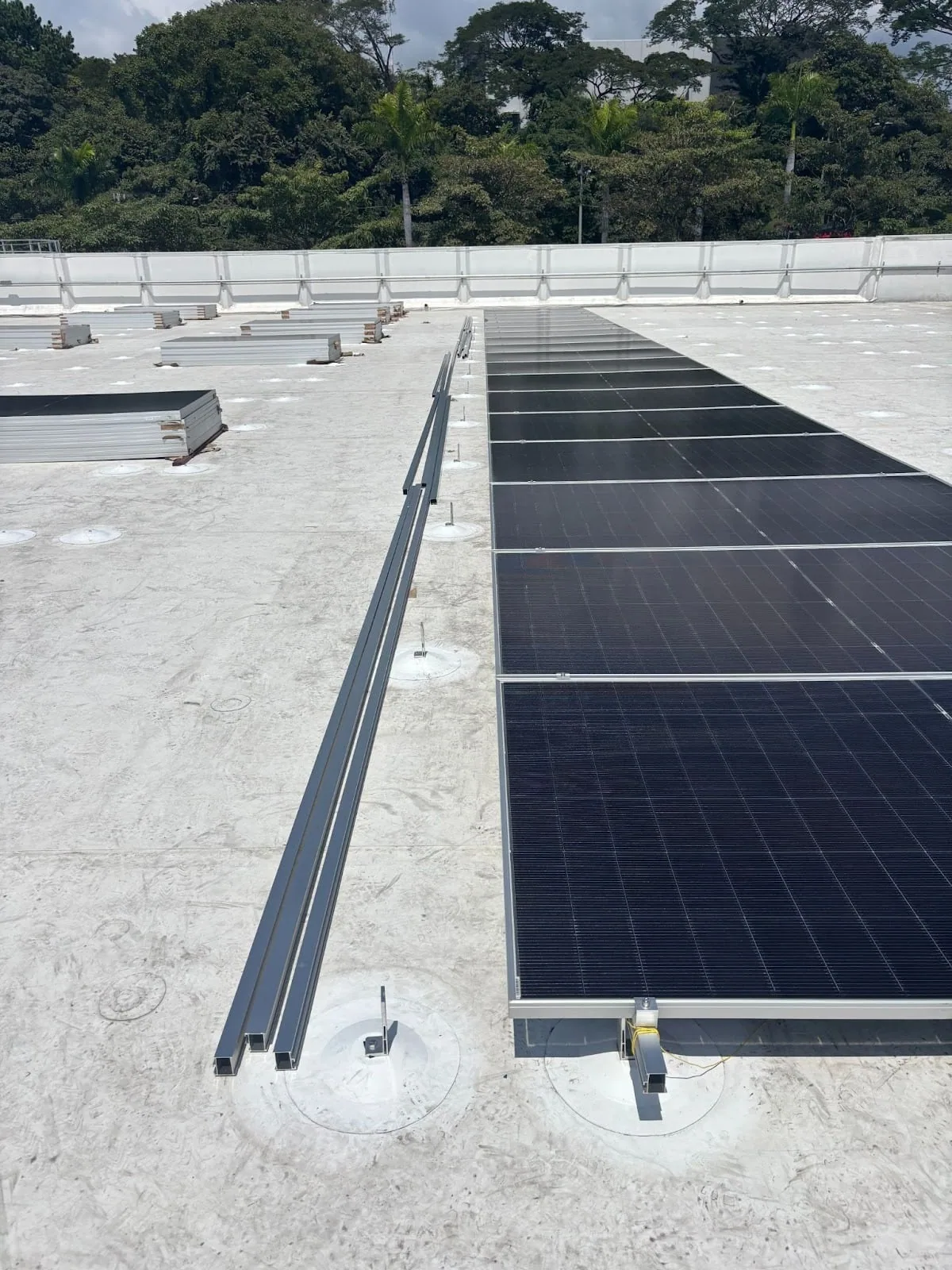 KEE Commercial Roofing in Glendale, CA
