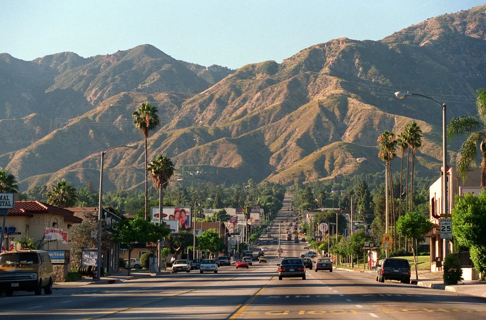 Commercial Roofing in Altadena, CA
