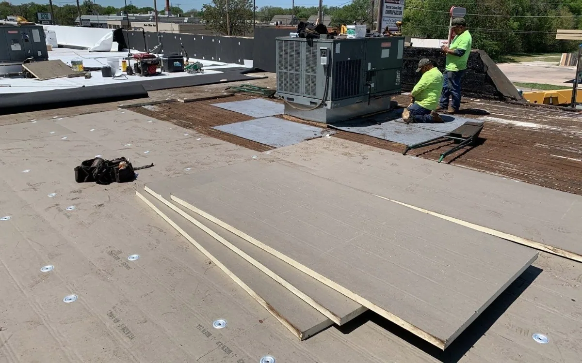 Roof Insulation and Cover Board in Glendale, CA
